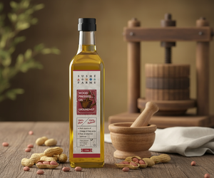 Wood Pressed Groundnut Oil
